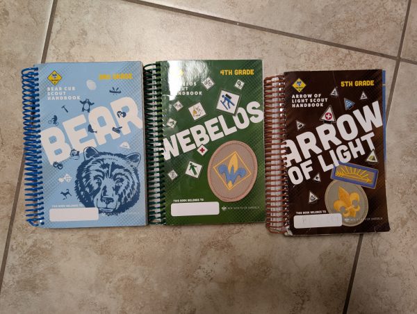 Scout Book for Wolves, Bears, Webelos & AOL